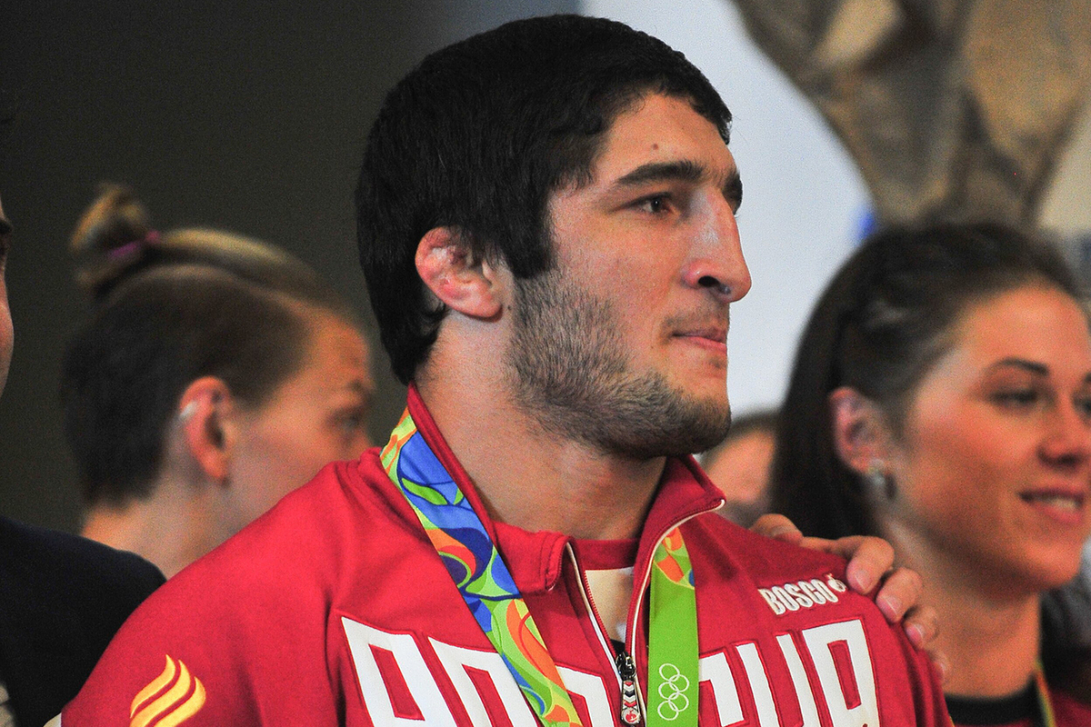The famous wrestler Sadulaev received a black mark: support from SVO and Dynamo