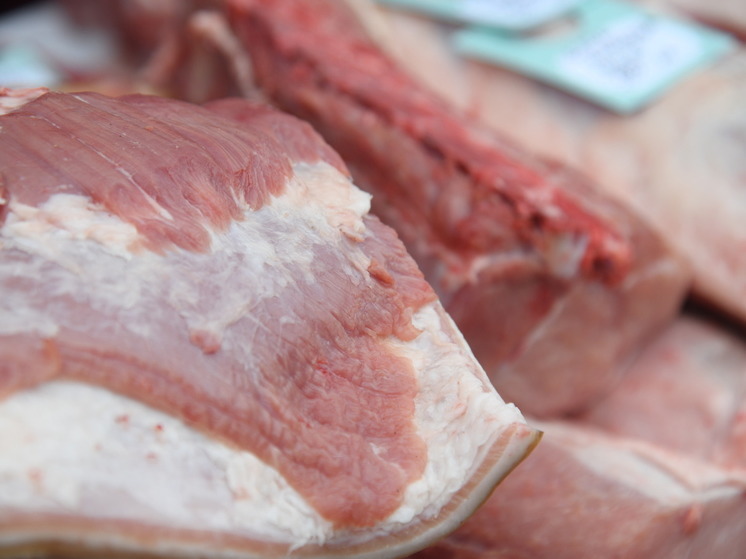 В Волгограде суд не дал поставить в соцучреждения несвежее мясо