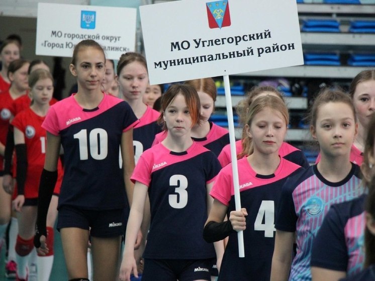 В Южно-Сахалинске стартовало первенство области по волейболу