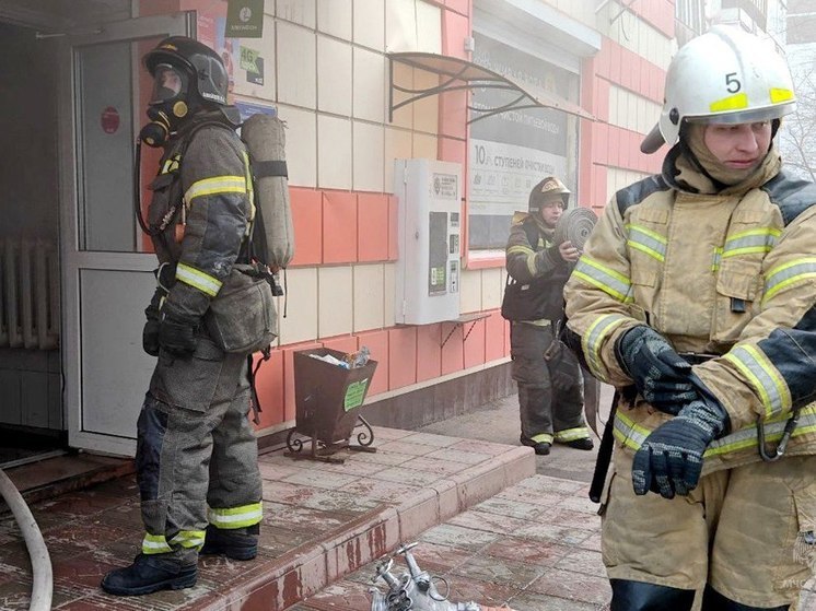 Одноэтажное здание горело 5 апреля в Октябрьском районе Томска
