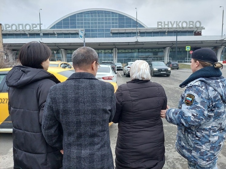 Судебные приставы Иванова выдворили из страны семью мигрантов