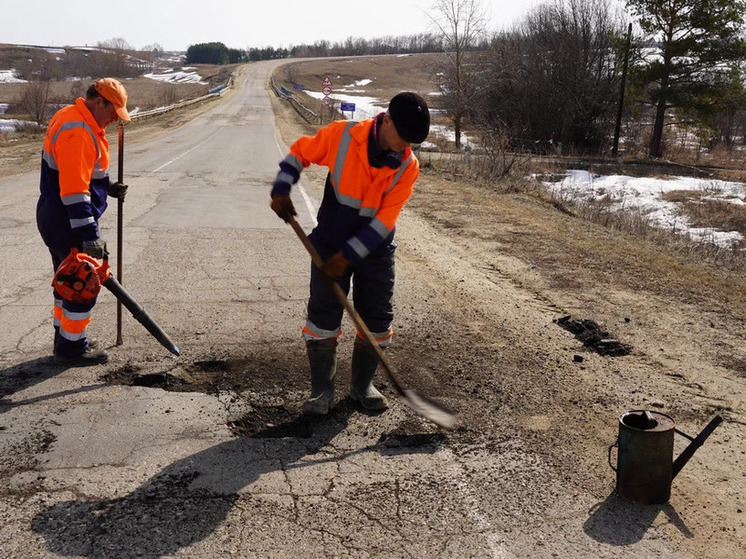 В Чувашии зафиксировано более 500 сообщений о необходимости ремонта дорог