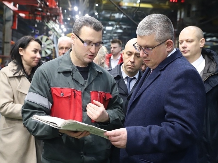 Александр Новиков посетил крупнейшие предприятия Минска