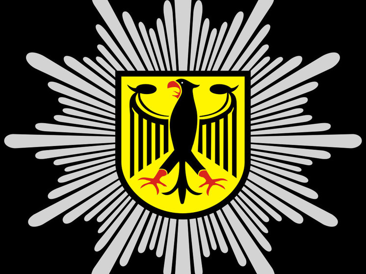 Германия — Баварские полицейские рискуют остаться без брюк