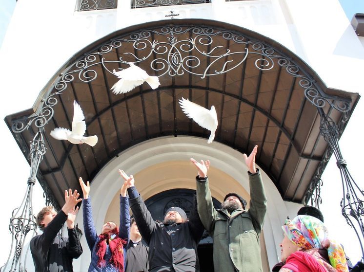 В Биробиджане встретят Престольный праздник Благовещение Пресвятой Богородицы