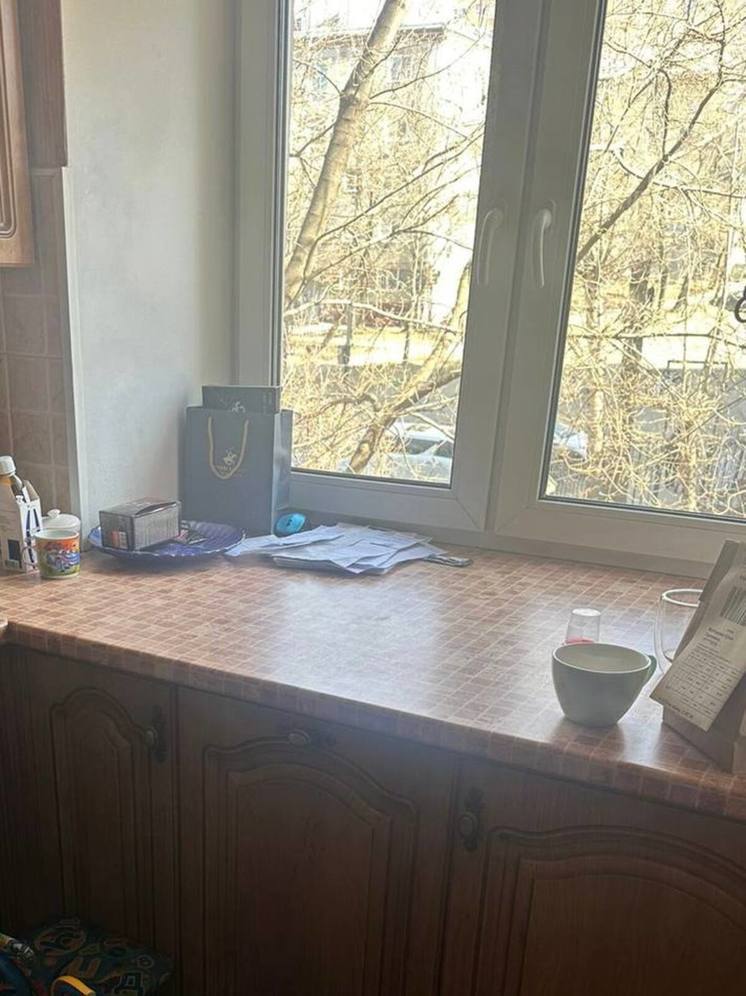 Прокуратура Хабаровска контролирует проверку падения ребенка из окна