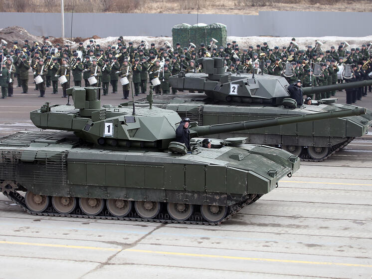 До конца 2024 года танк «Армата» окажется на полях военных действий