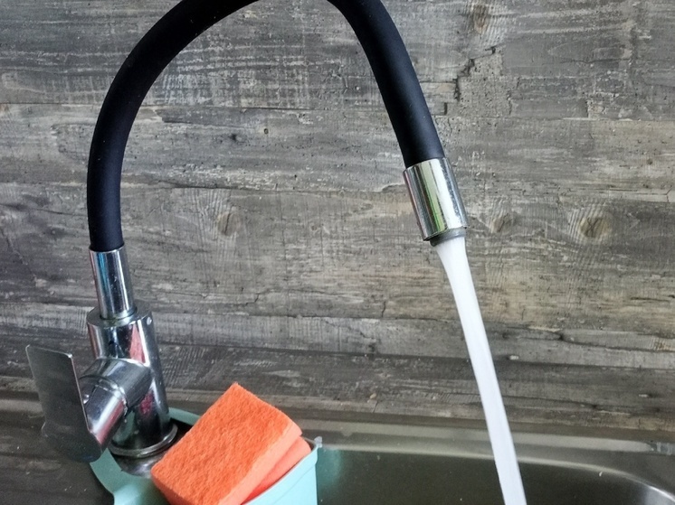 Коммунальщики вернули воду жителям Медвежьегорска