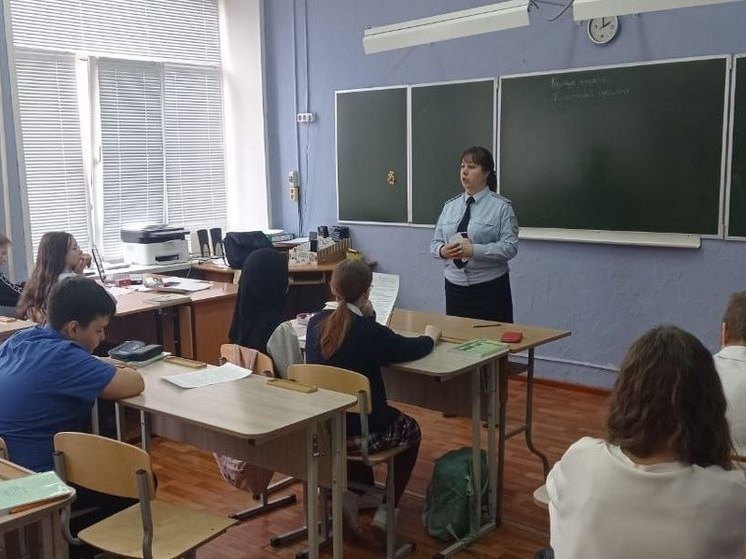 Школьникам Хакасии рассказали о законопослушном поведении