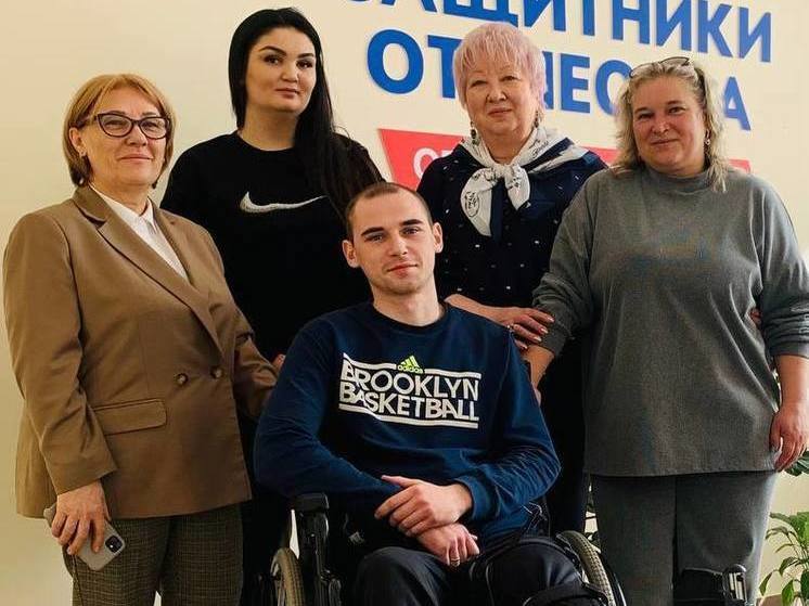 Одним из первых заявку на участие в программе отправил ветеран специальной военной операции 25-летний Валерий Васильев.
