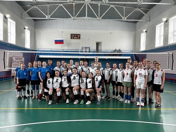 Катунинская школа стала бронзовым призёром дивизиона по волейболу