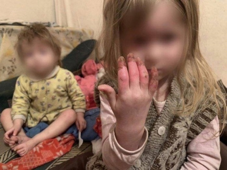 Женщина из Тюменской области бросила 5 детей в квартире и уехала развлекаться