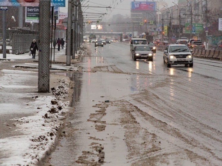 Жителей Новосибирска предупредили о снегопадах 8 апреля