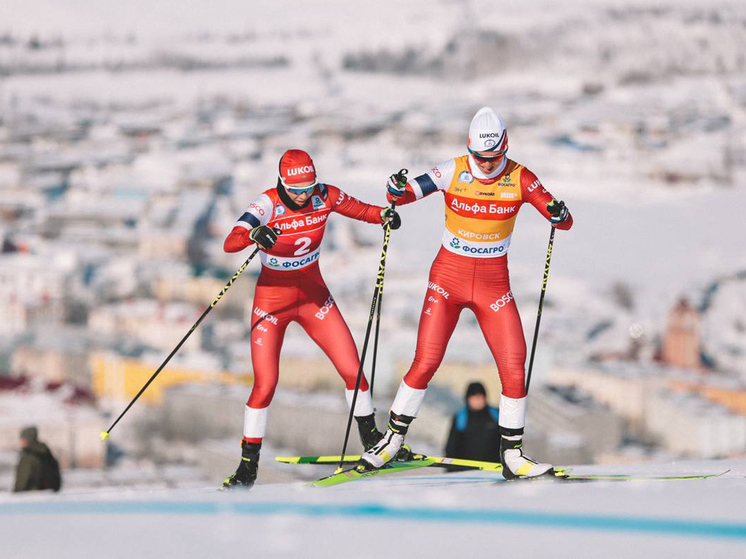 Лыжный мини-тур в Кировске и сезон спортсмены завершили покорением высоты