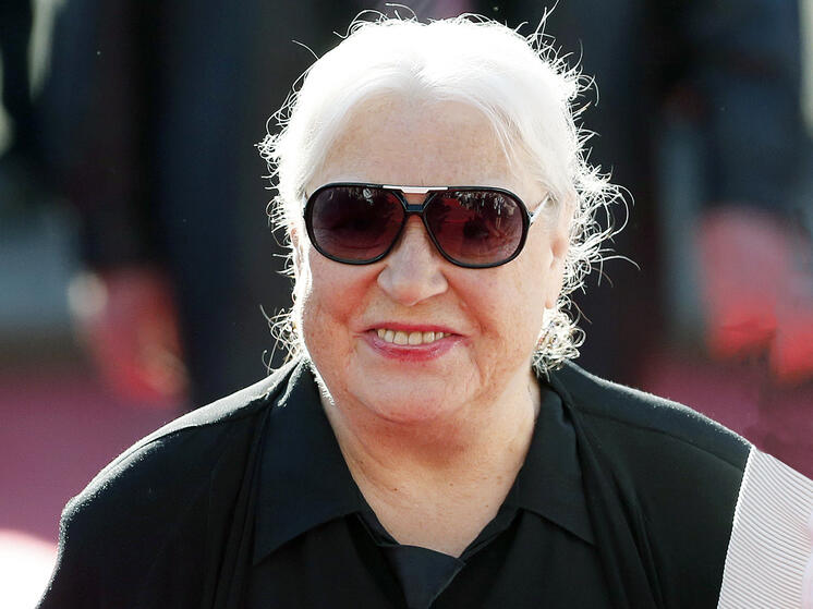 Вдова великого писателя желает мира в семье