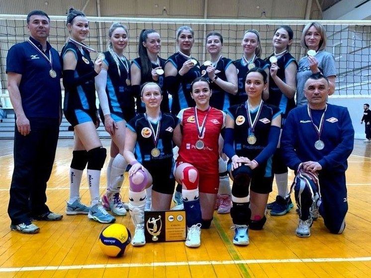 Команда «Спартак-Чувашия завоевала «серебро» на волейбольном чемпионате ПФО