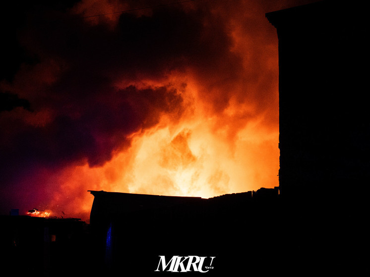 Многодетную семью переселили из-за пожара дома в Чите