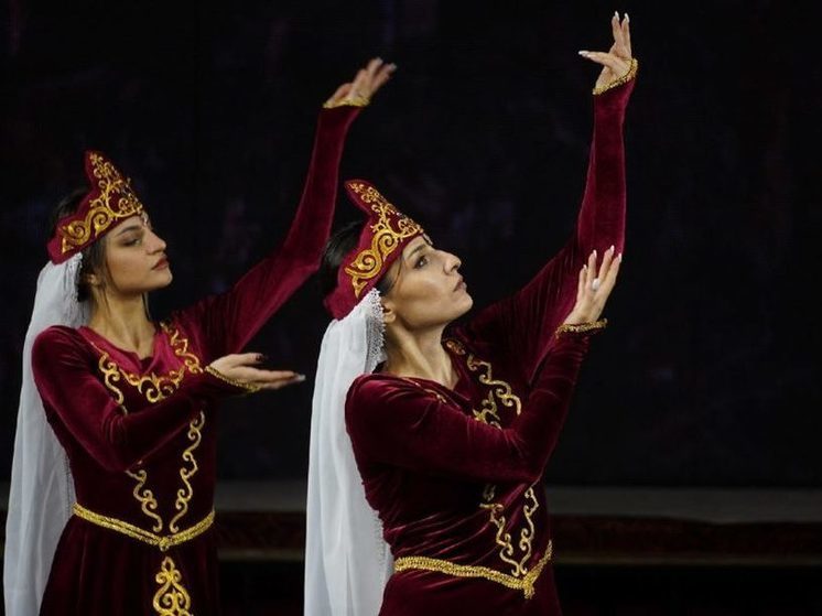 В столице Якутии отметили армянский праздник красоты и материнства