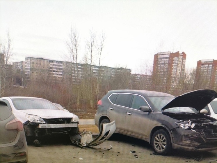 В Челябинске пьяная 19-летняя девушка на Porsche Cayenne разбила десяток машин