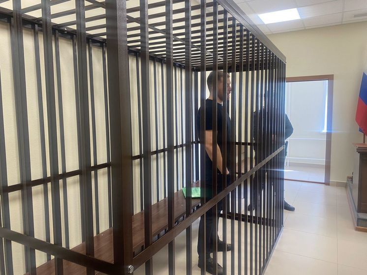 Экс-замглавы Барнаула Шеломенцеву продлили арест еще на два месяца