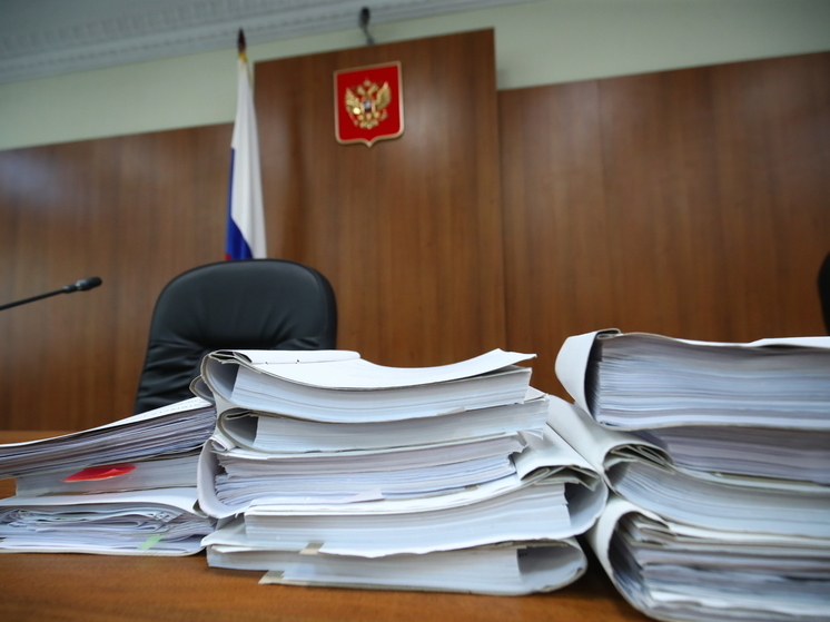 Под Астраханью директор фирмы задолжал сотрудникам 1,4 млн рублей