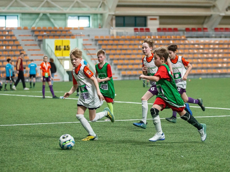 Юные футболисты из детских домов Новосибирска отправятся на турнир в Красноярск
