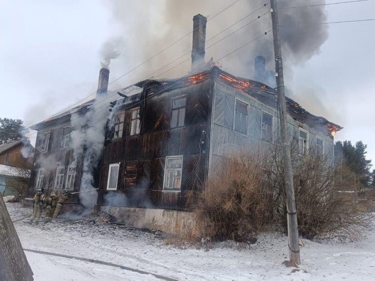 Страшный пожар уничтожил многоквартирный дом под Петрозаводском