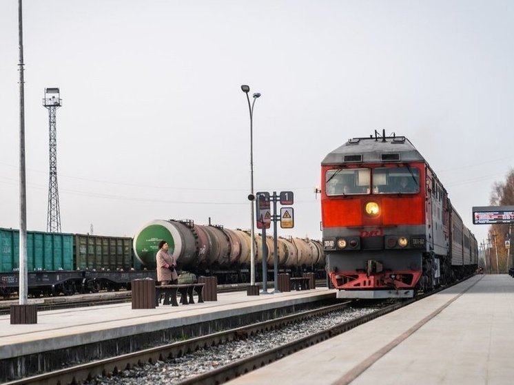 Сургут и Нижневартовск свяжет пригородный поезд