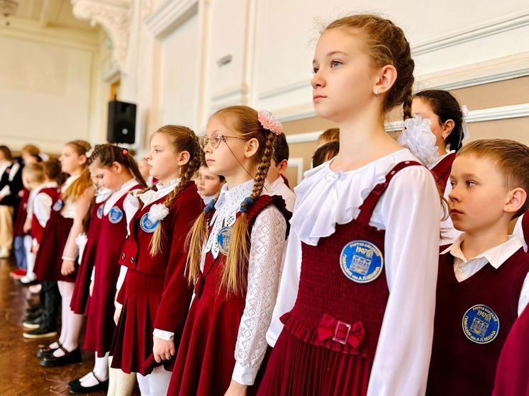 Более 350 ярославских школьников присоединились к движению "Орлята России"