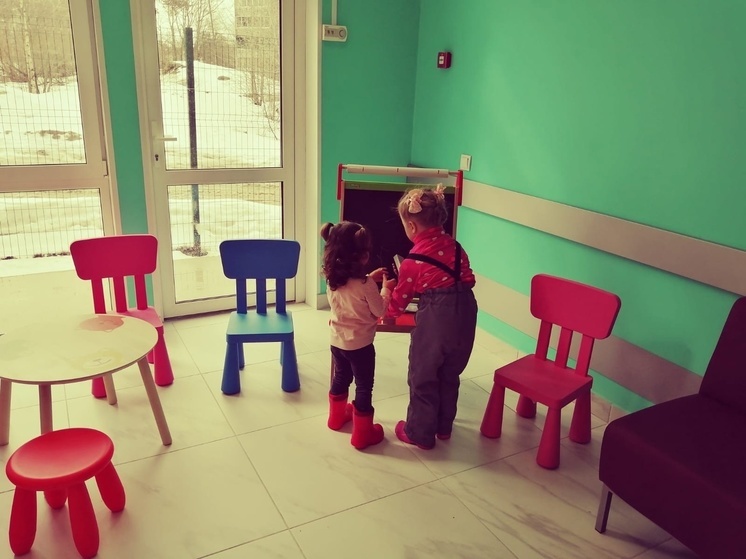 Врач начал принимать малышей в амбулатории в отдаленном районе Петрозаводска