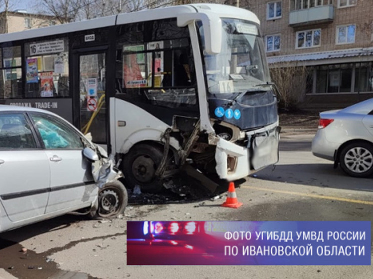 В Ивановской области 71-летний пенсионер на «Тойоте» врезался в автобус