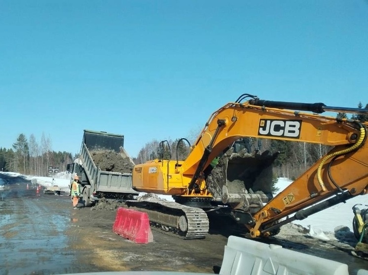 Жители поселка в Карелии дождались ремонта крайне важной дороги