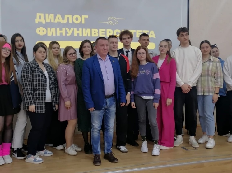 Депутат Липецкого горсовета оценил проекты студентов