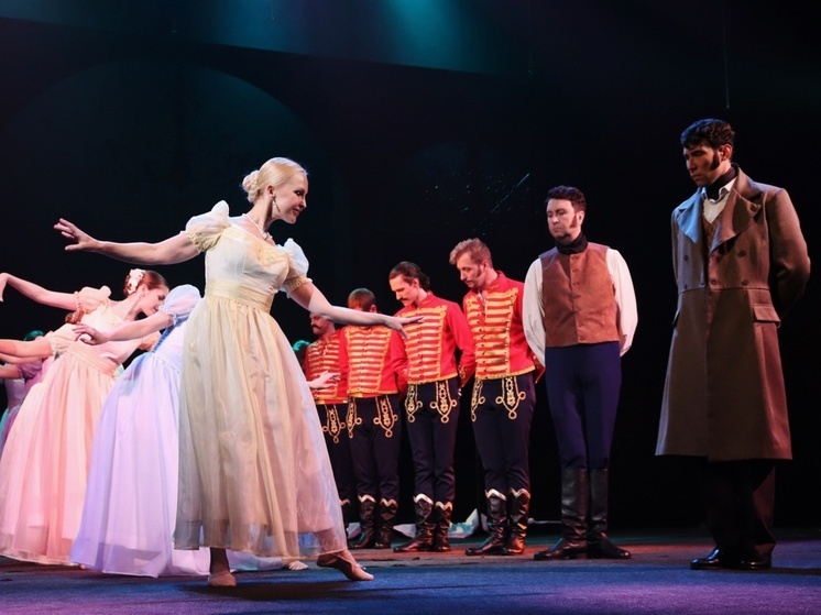 В первом драматическом театре на Северном Кавказе меняется и репертуар, и антураж