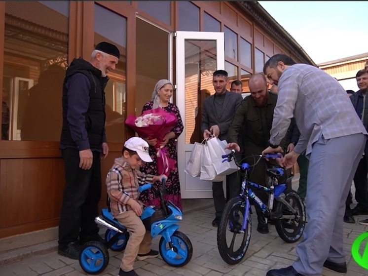 В Чечне построили новый дом семье погорельцев