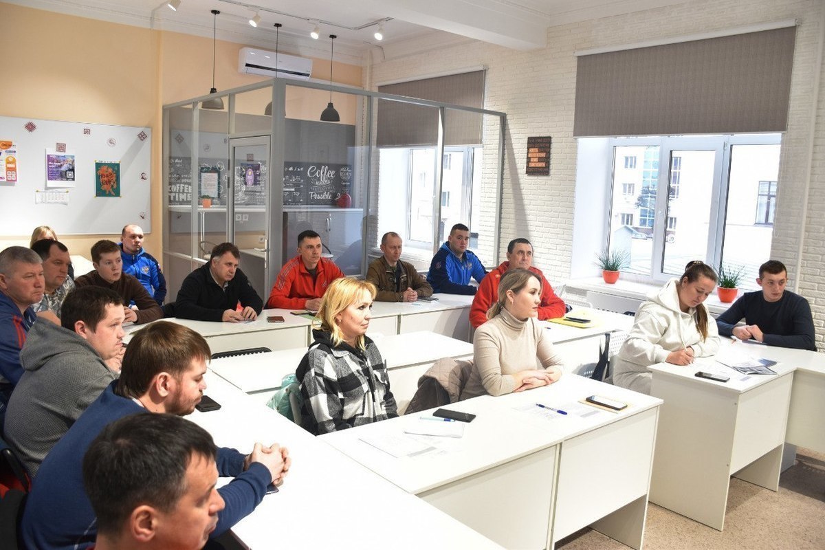 Advanced training courses for sambo coaches have started in Cheboksary