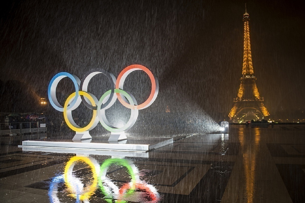 На Эйфелевой башне установят олимпийские кольца
