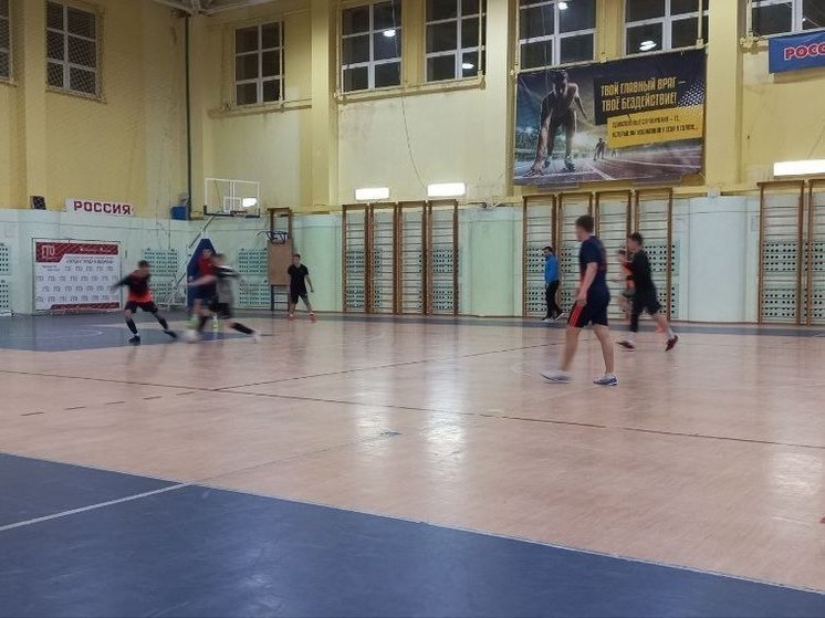 В Невельске стартовал Кубок мэра по мини-футболу