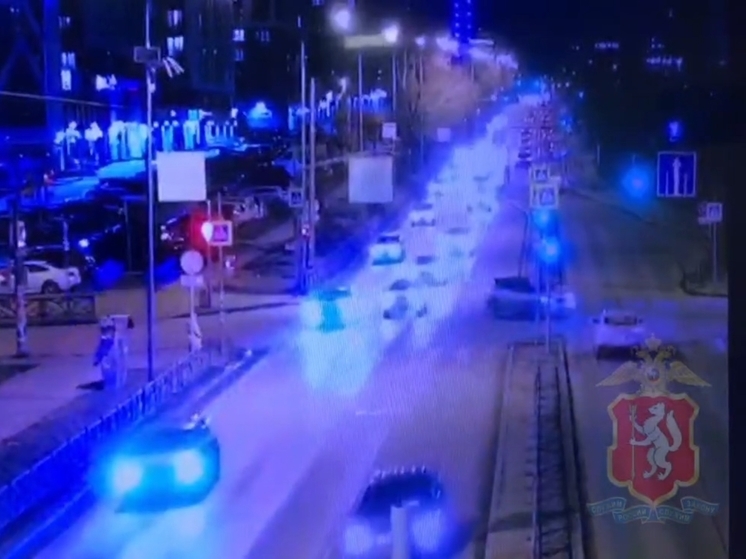 ГИБДД сообщила подробности столкновения такси с оградой в Екатеринбурге