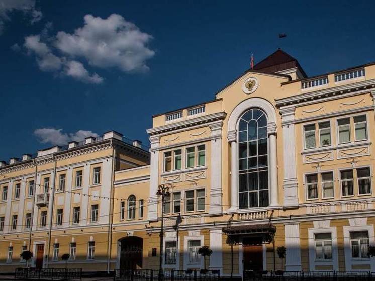 Матерая мошенница обманула курян при трудоустройстве охранниками