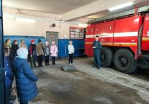 Третьеклассники из начальной школы «Первые шаги» побывали на экскурсии в пожарной части №2 города Хабаровска
