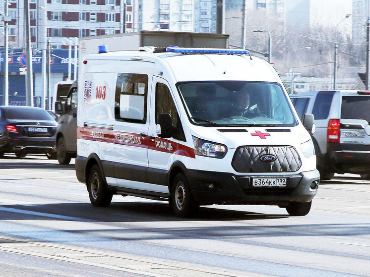 Четыре человека получили травмы в автоаварии на юго-востоке столицы