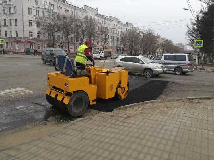 В Комсомольске-на-Амуре ямочный ремонт проведут на 30 улицах