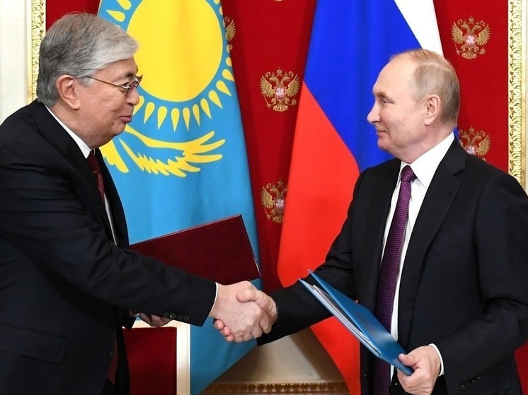 Путин обсудил с главой Казахстана Токаевым аспекты международной проблематики