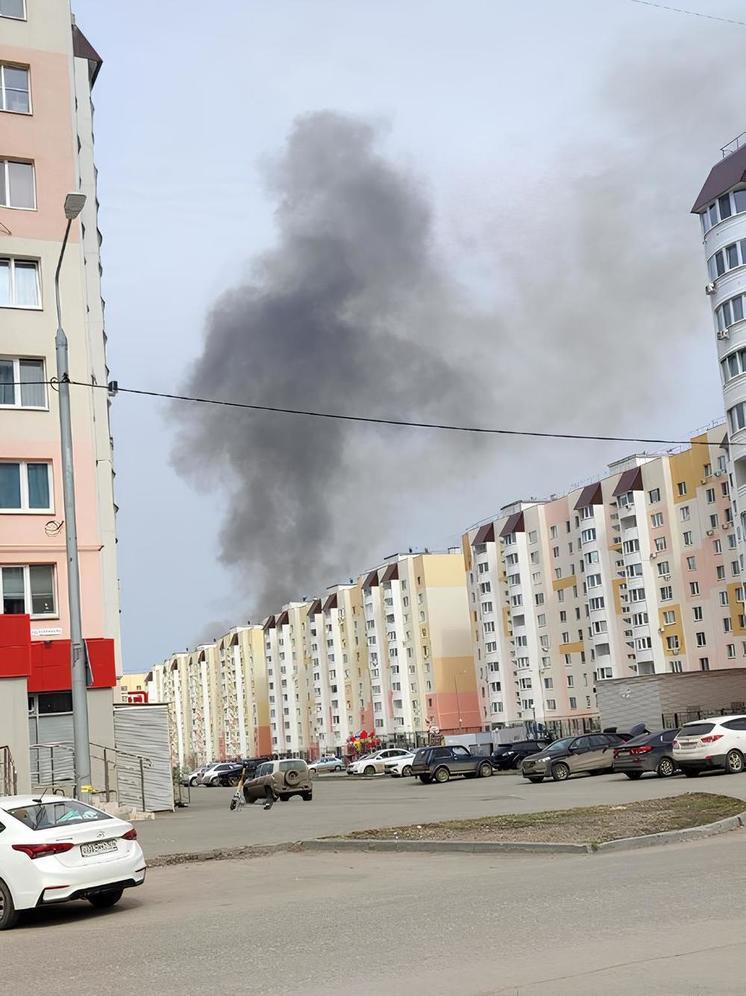 Крупный природный пожар произошел на окраине Саратова