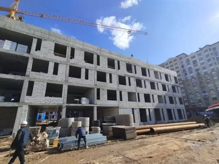 В поселке Развилка Ленинского округа строят школу на 1350 ребят