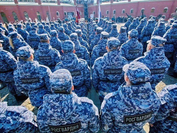 Ряды войск Росгвардии пополнят более 40 новгородских призывников