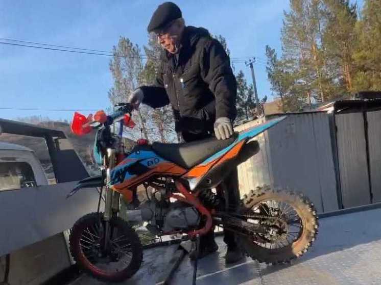 Школьник на питбайке в Хакасии подставил родителей на 30 тысяч рублей из-за ДТП