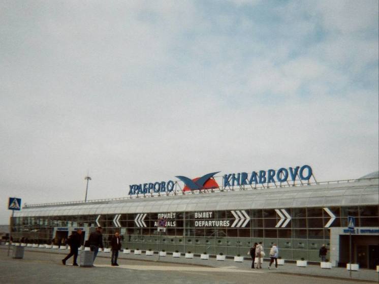 Названы цены на авиабилеты из Москвы и Петербурга в Калининград на майские