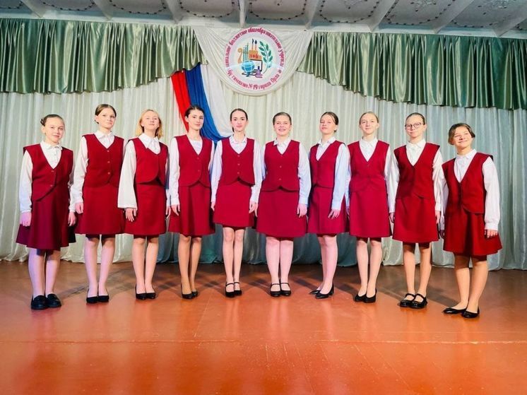 Школьные вокальные коллективы Орла заявили о себе на Всероссийском уровне
